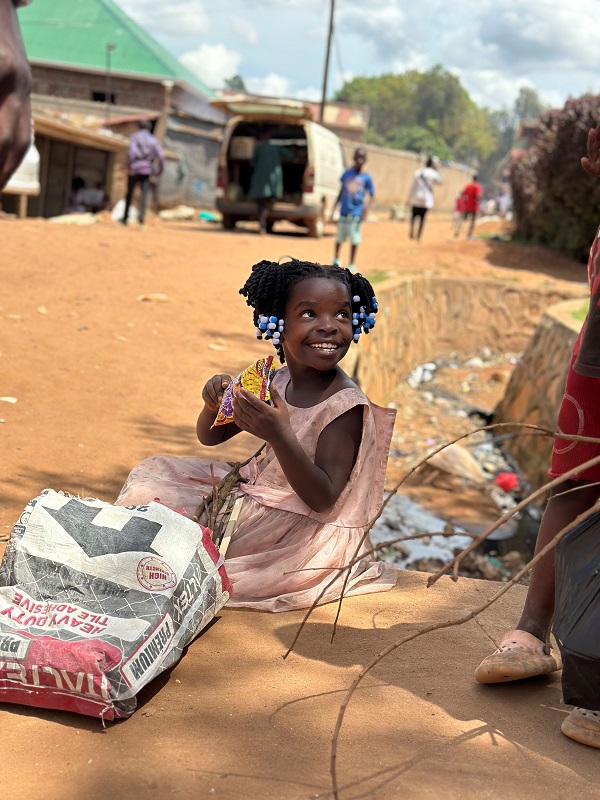 girl at slum